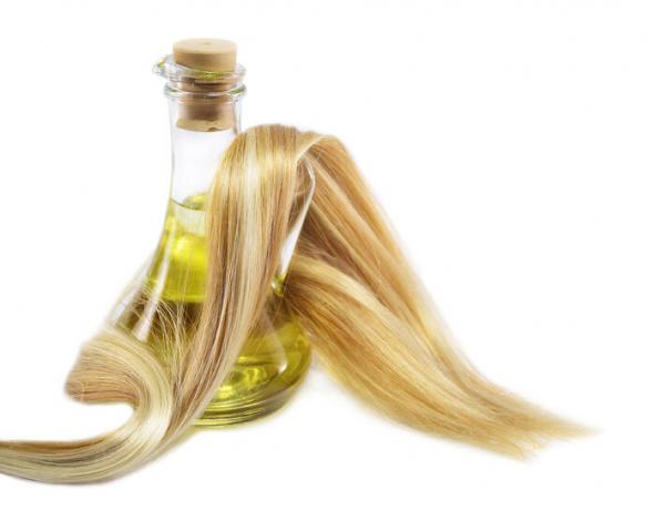 Zeytinyağı saç büyük etkisidir. / Fotoğraf: spaatthemontcalm.co.uk