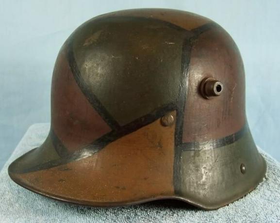 M16 Birinci Dünya Savaşı sırasında kamuflaj üniforma kask.