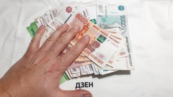 Tesisatçı işlerine haberleri yayınlamaya, 100.000 ruble kazandı