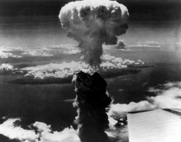 Nagazaki'ye atom bombası.
