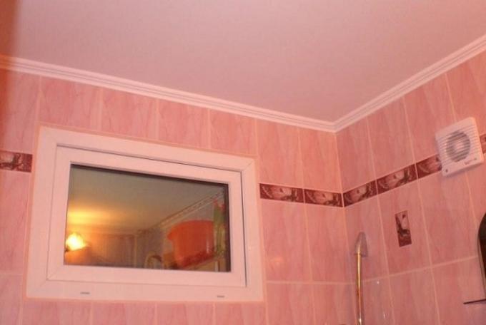 "Kruşçev" in tuvalete mutfaktan pencereyi yaptı.