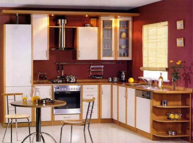 Mutfak tasarımı 3 3'e 4 3 (47 fotoğraf): 3'e 4 metrelik bir odayı kendi ellerinizle dekore etmek için video talimatları, fiyat, fotoğraf