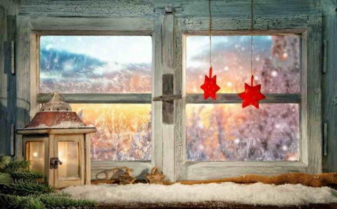 Noel için bir ev veya yazlık süslemek için nasıl 15 fikir
