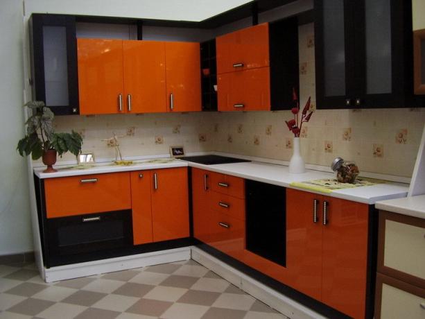 Siyah ve turuncu mutfak (53 fotoğraf), kendin yap tasarımı: talimatlar, fotoğraf ve video eğitimleri, fiyat